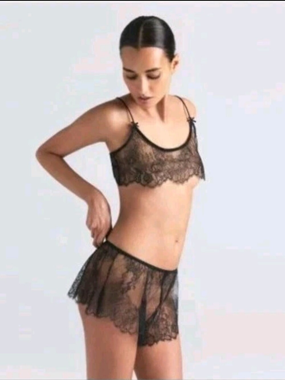 Skims Ultra Fine Lace Bralette and Short Set L